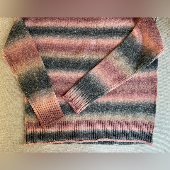New Evereve Rudy Spacedye Pullover Sweater Size S - Picture 5 of 11